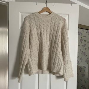 H&M beige sweater